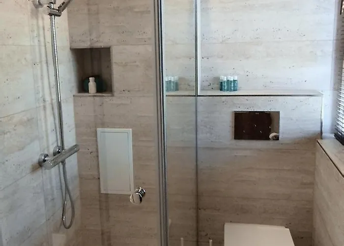 Peaceful Three-bedroom In Briz, By Flat Mаnаger شقة