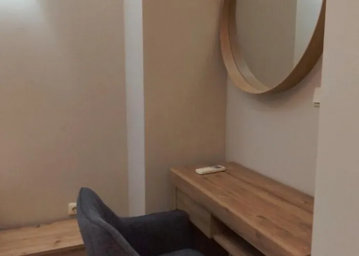 Peaceful Three-bedroom In Briz, By Flat Mаnаger شقة *