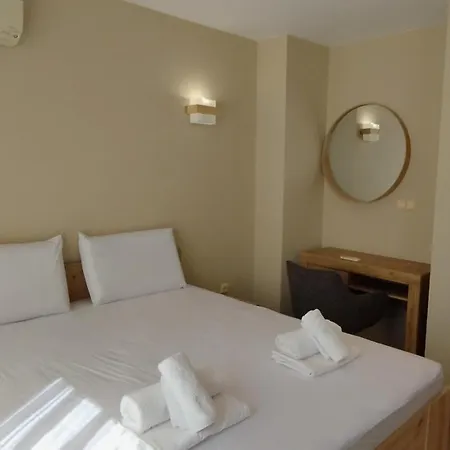 Peaceful Three-bedroom In Briz, By Flat Mаnаger