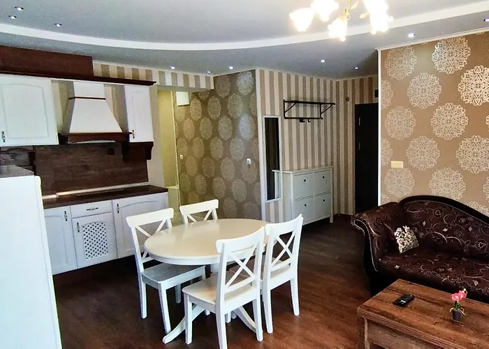 Apartmán Peaceful Three-bedroom In Briz, By Flat Mаnаger *